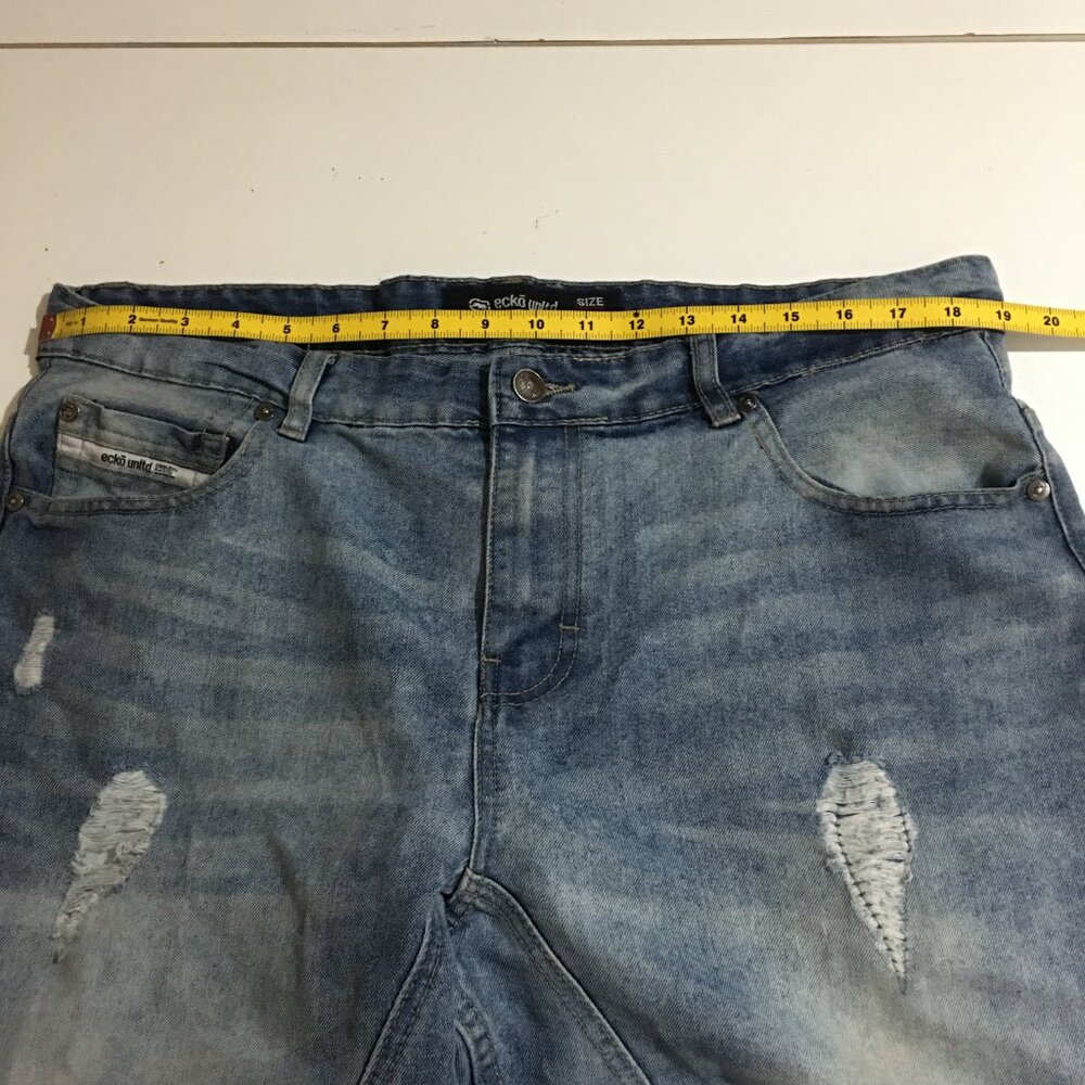 Ecko Unltd Relaxed Mens Denim Shorts Size 38 Distressed Street Hip Hop Y2K - Picture 6 of 9